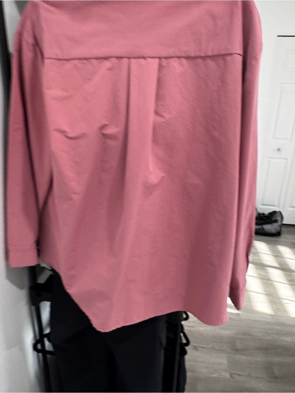 Pink Button-Front Lightweight Shirt Jacket - Picture 2 of 3